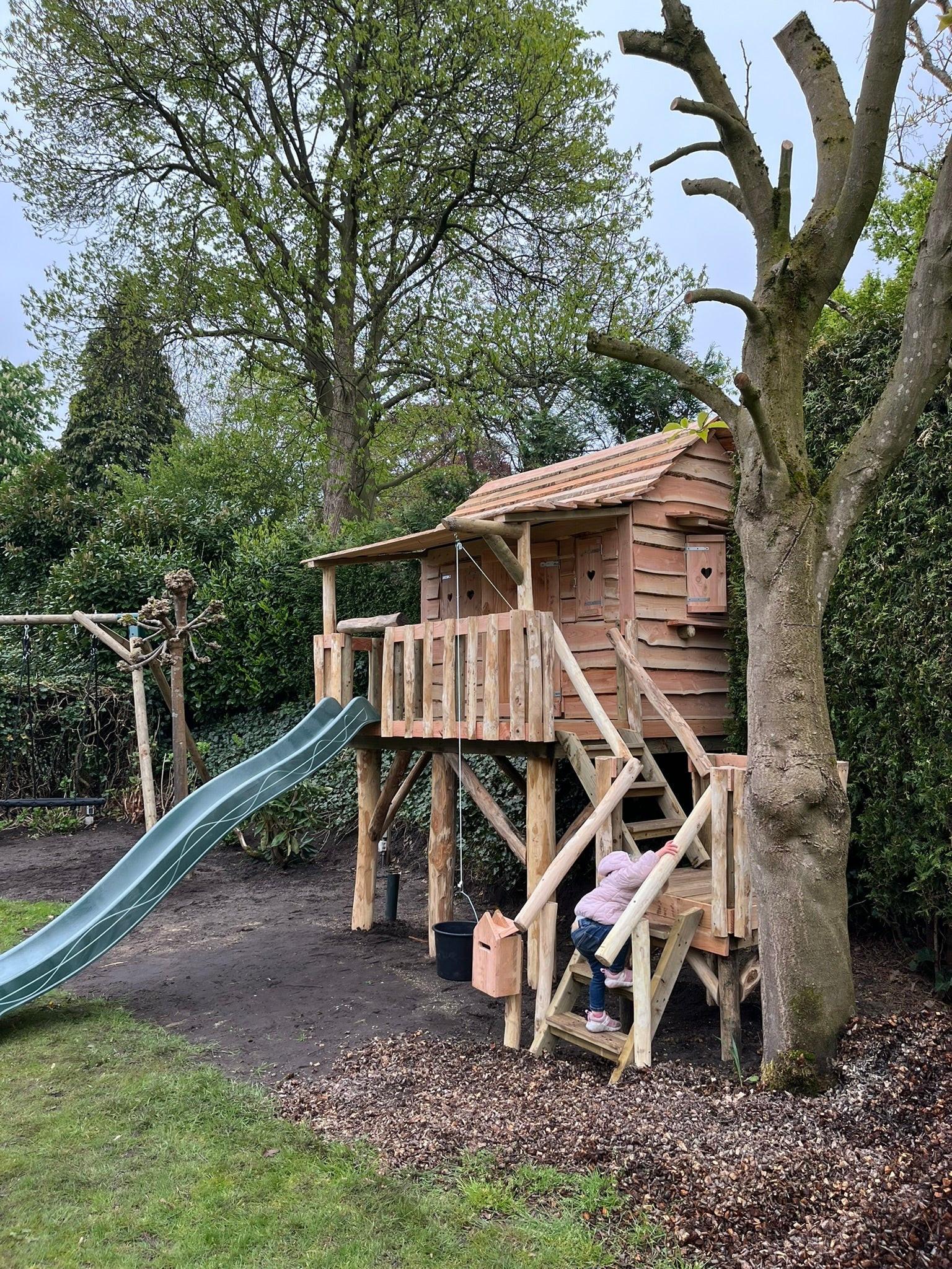 Houten speelhuisje van Harold Speelhuisjes, duurzaam en ideaal voor kinderen om in te spelen